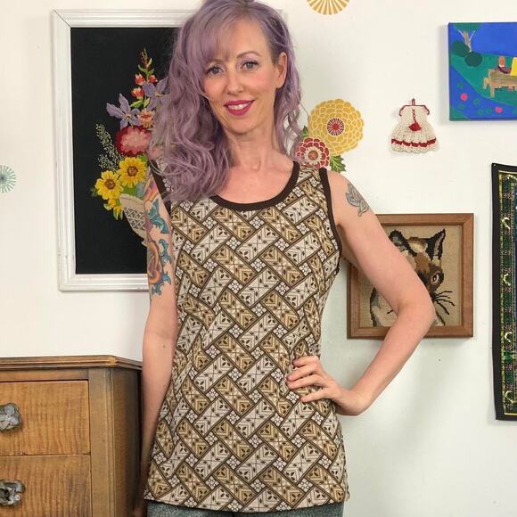 Vintage Brown Printed Tank Top, 1970s Basketweave Print Sleeveless Polyester M-L - Picture 1 of 14